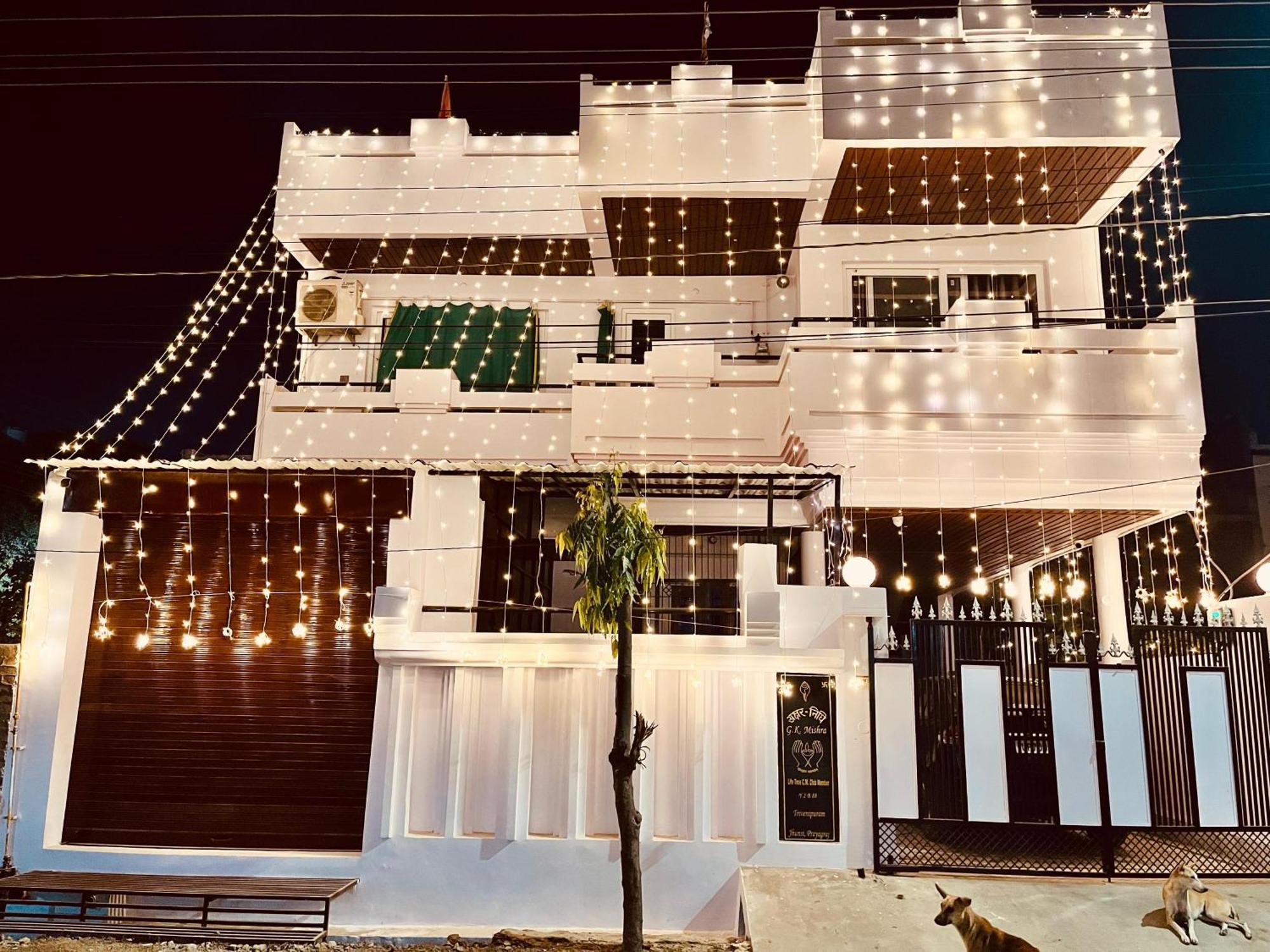 Reegi Luxury Stay Prayagraj Ngoại thất bức ảnh